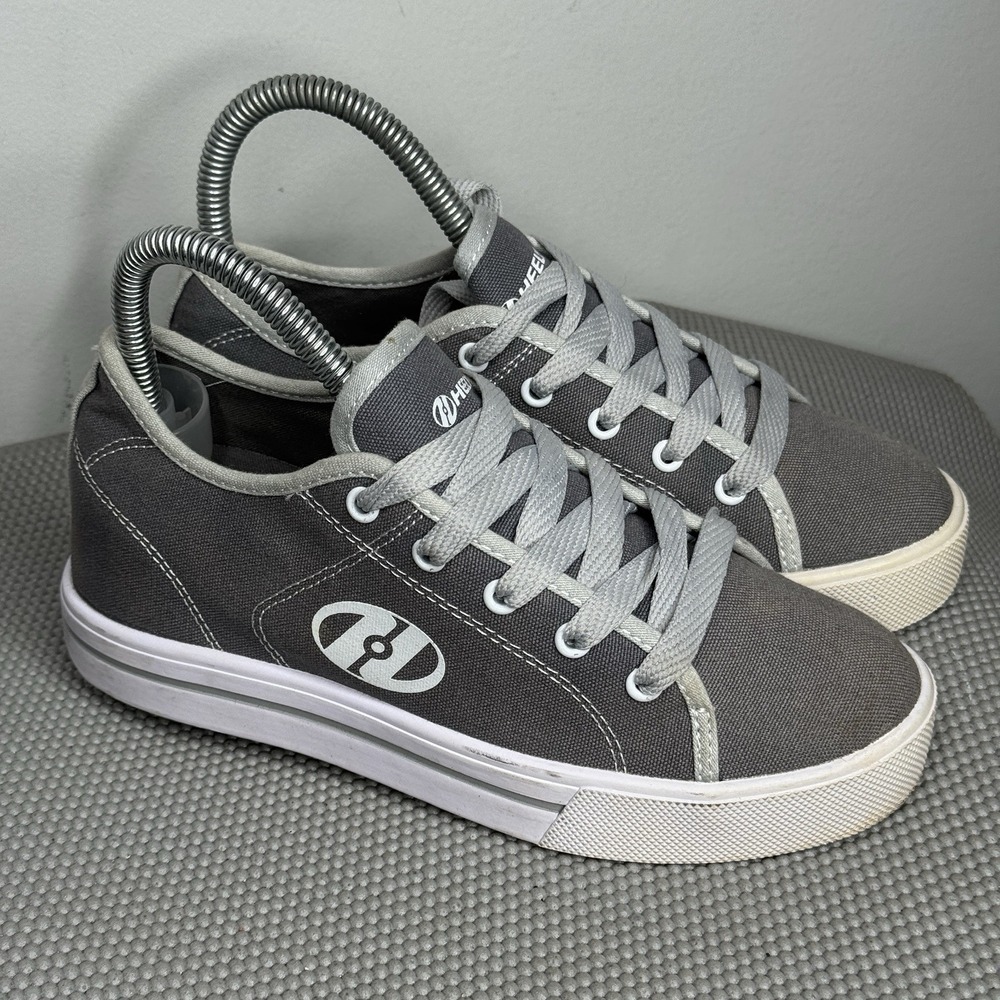 Heelys Canvas Low‎ Top Gray Skate Shoes Sneakers Men's Size 4 Lace Up Wheels